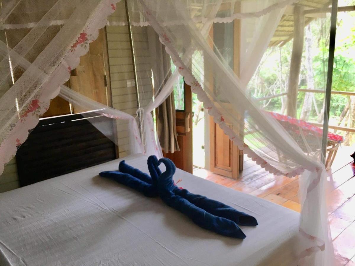 ホテル Koh Mook Mountain View エクステリア 写真